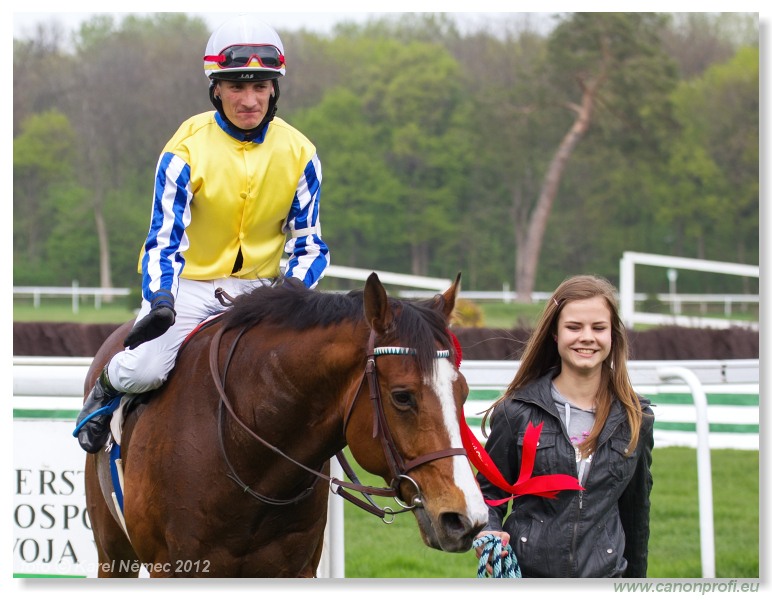 Bratislava - 15. aprla 2012