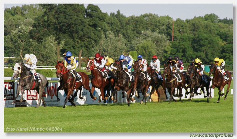 Bratislava - 18. jla 2004
