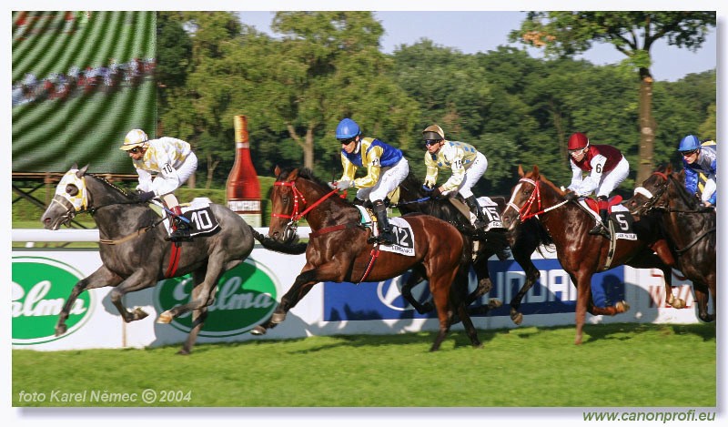 Bratislava - 18. jla 2004