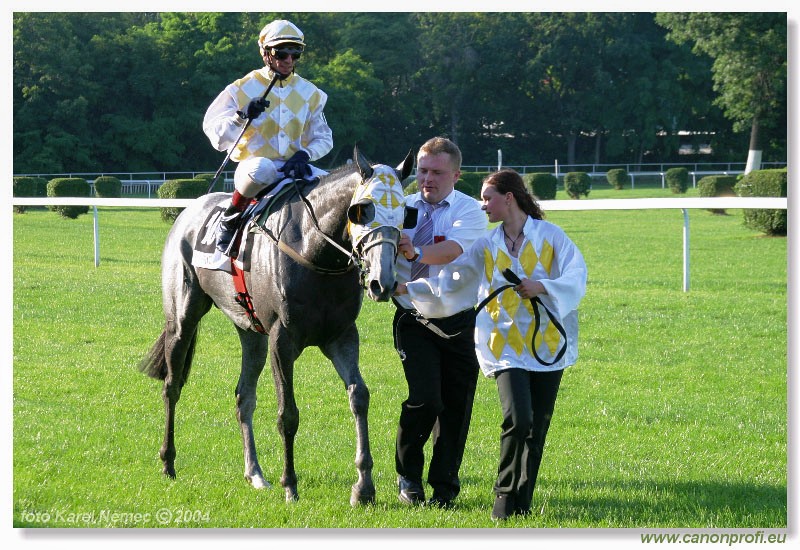 Bratislava - 18. jla 2004