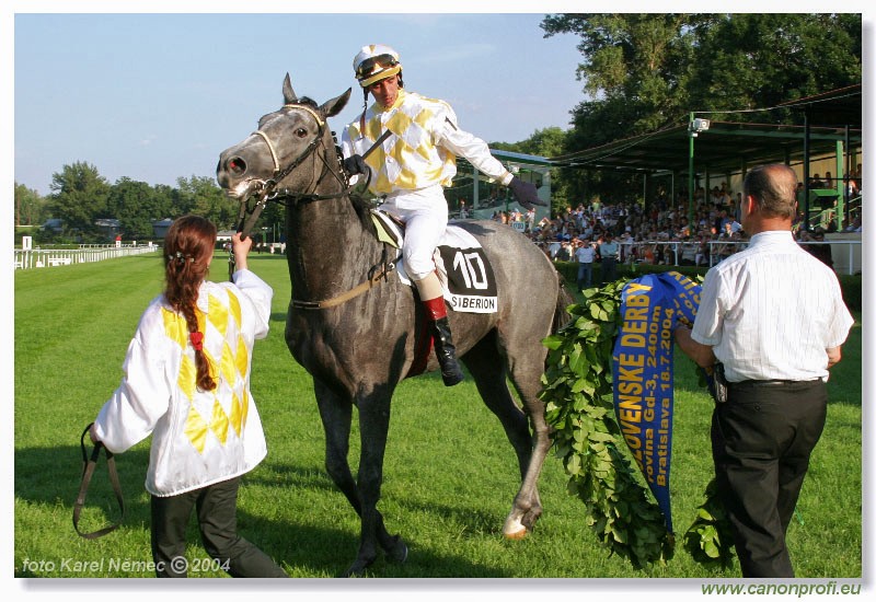 Bratislava - 18. jla 2004