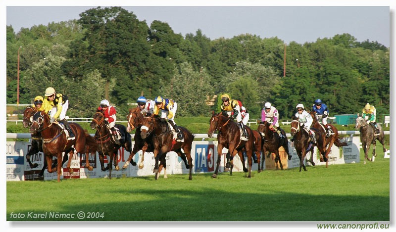 Bratislava - 18. jla 2004