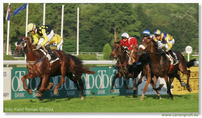 Bratislava - 18. jla 2004
