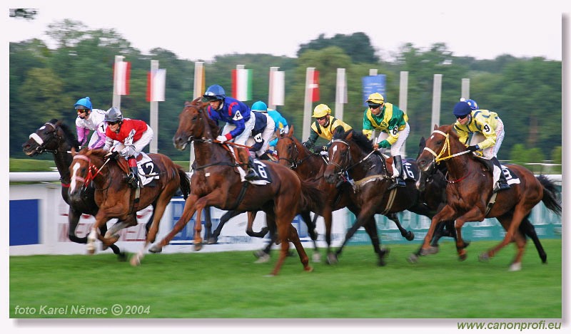 Bratislava - 18. jla 2004