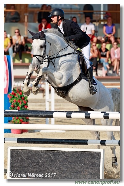 Malokarpatský strapec CSI2* - Middle Tour