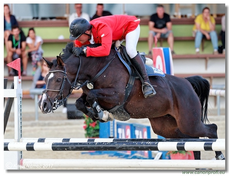 Malokarpatský strapec CSI2* - Middle Tour