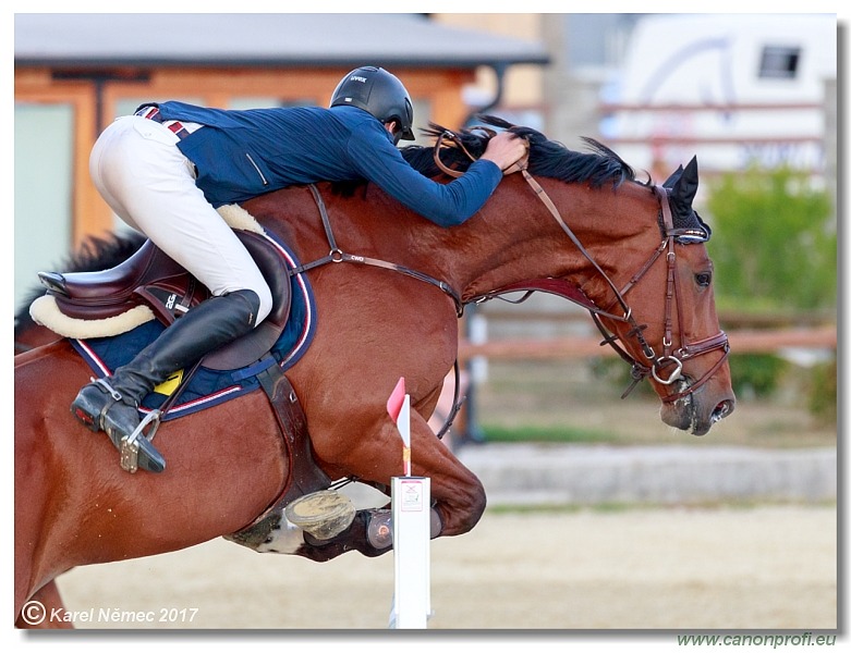 Malokarpatský strapec CSI2* - Middle Tour