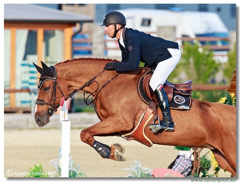 Malokarpatský strapec CSI2* - Middle Tour