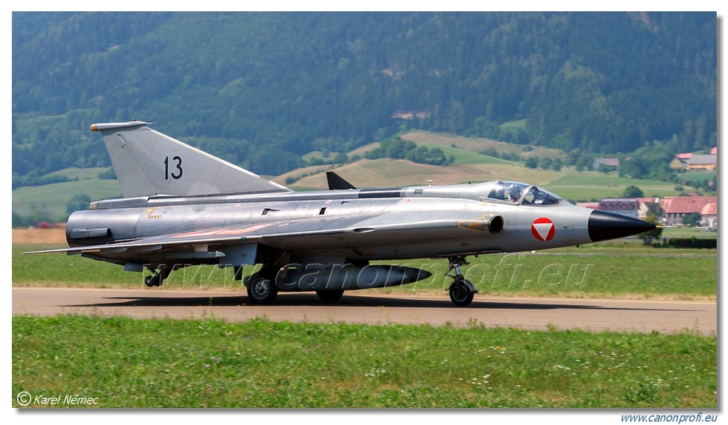 Austrian Air Firce - 6x Saab J35Ö Draken