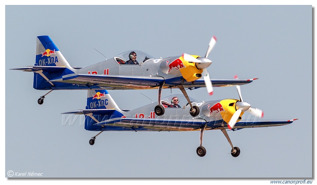 Flying Bulls Aerobatics Team - 4x Zlin Z-50LX