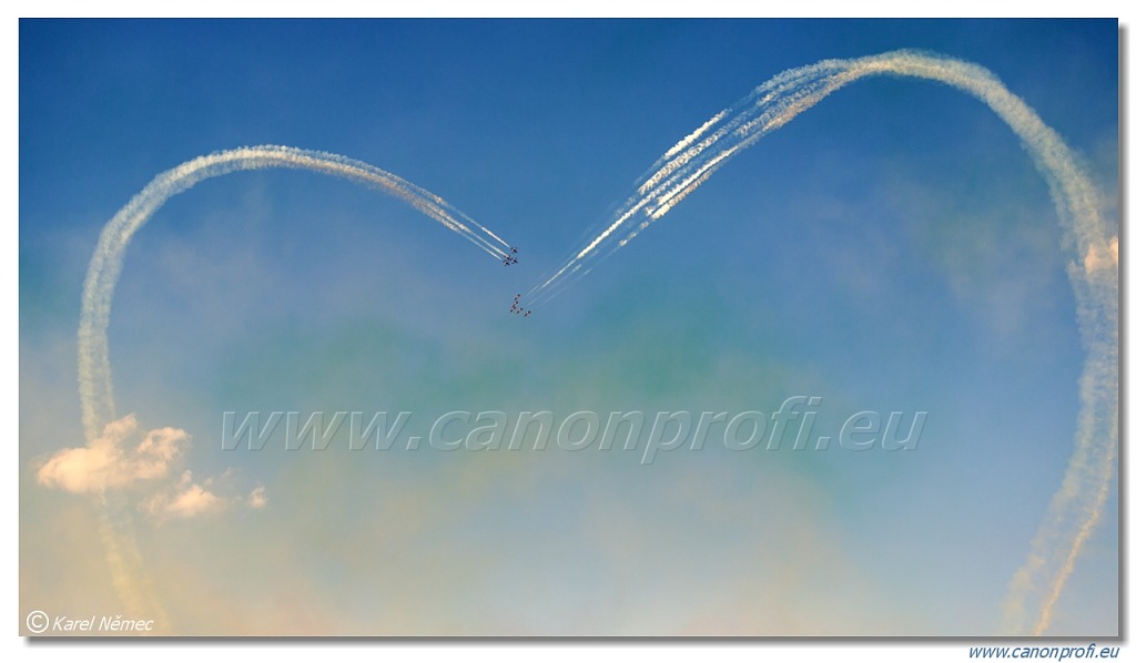 Frecce Tricolori - 9x Aermacchi MB-339-A/PAN