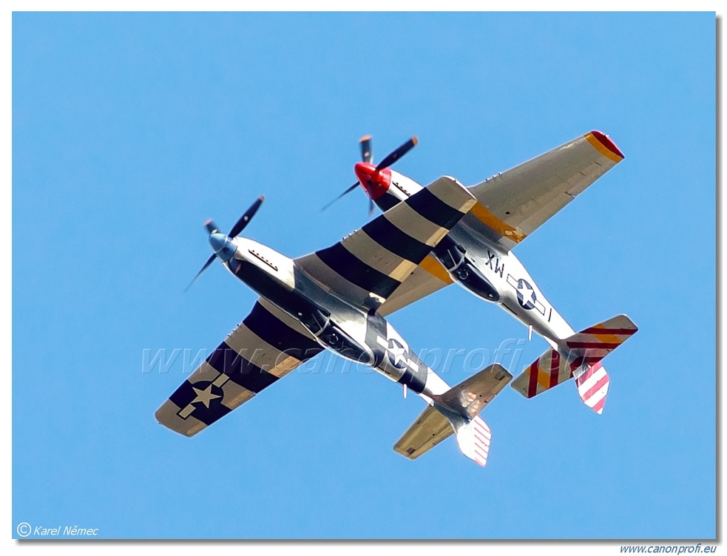Horsemen Flight Team – 3x North American P-51D Mustang