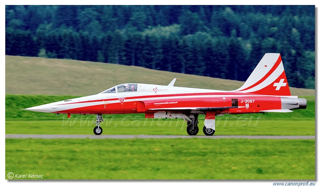 Patrouille Suisse - 6x Northrop F-5E Tiger