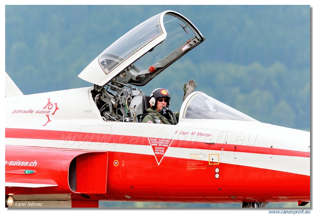 Patrouille Suisse - 6x Northrop F-5E Tiger