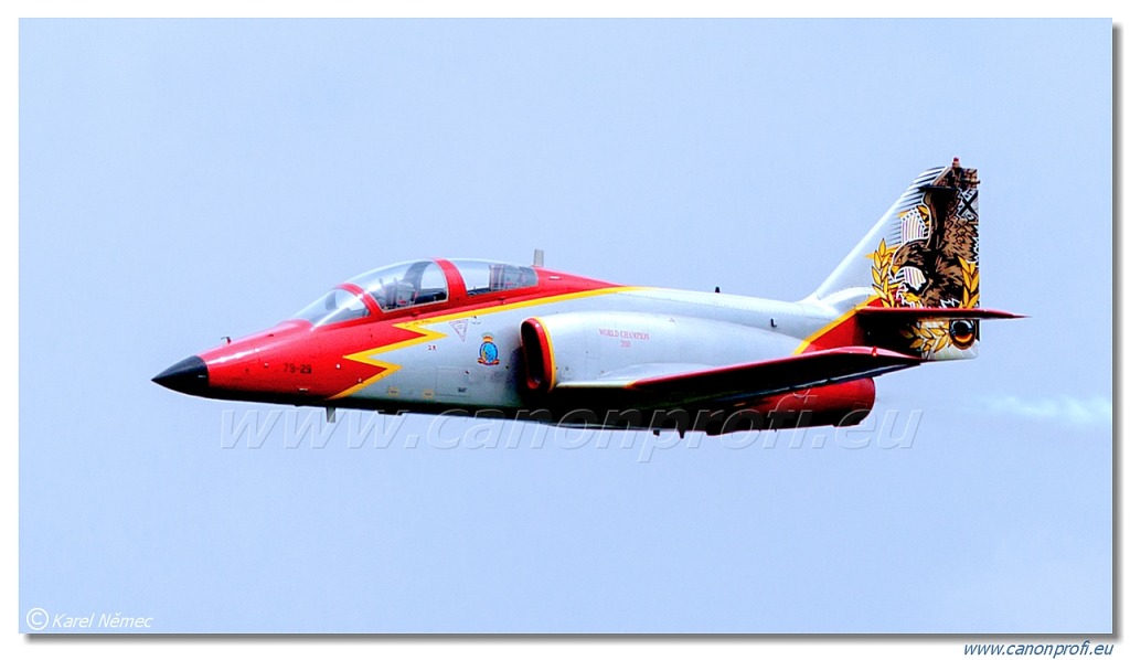 Patrulla Águila – 7x CASA C-101
