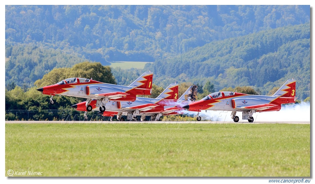 Patrulla Águila – 7x CASA C-101