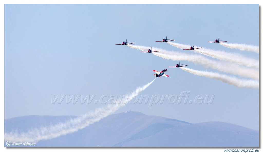 Patrulla Águila – 7x CASA C-101