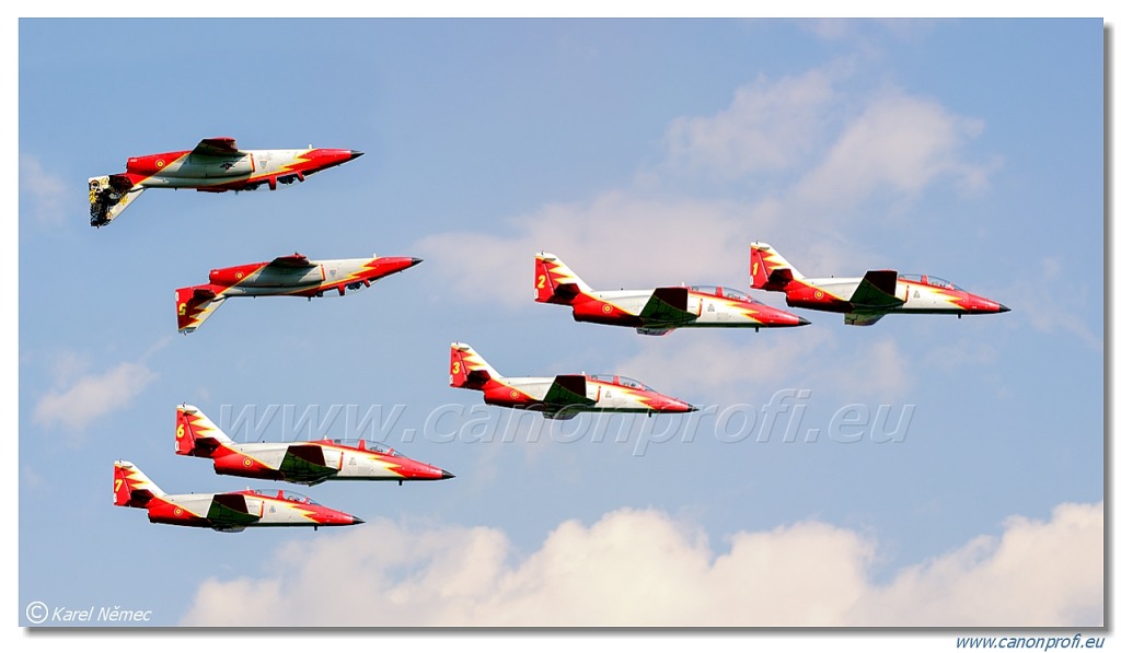 Patrulla Águila – 7x CASA C-101