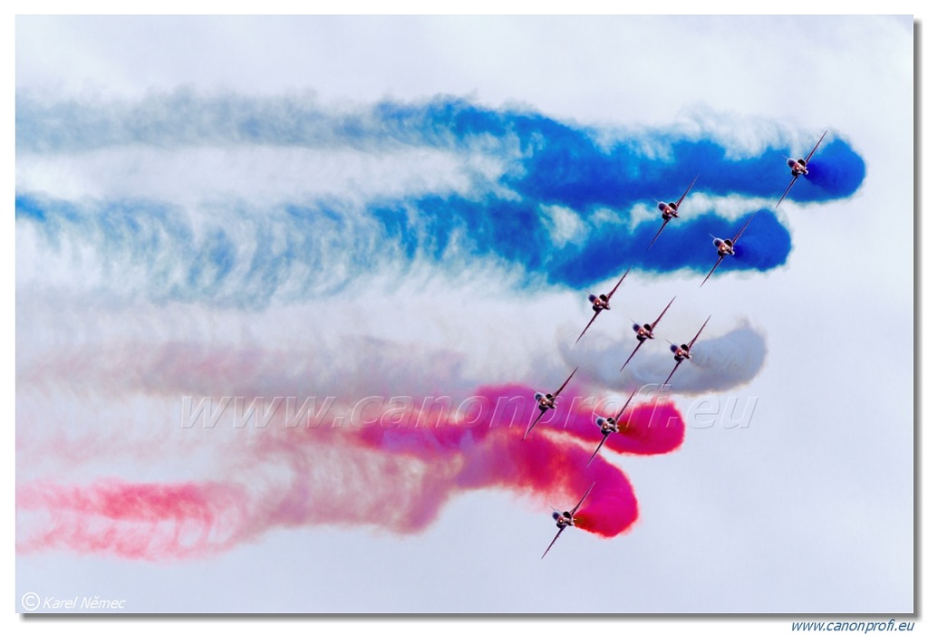 Red Arrows - 9x BAE Hawk T1