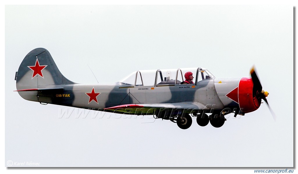 Retro Sky Team - 3x Zlin Z-226, Zlin Z-326M, Zlin Z-526AFS, Yakovlev Yak-52