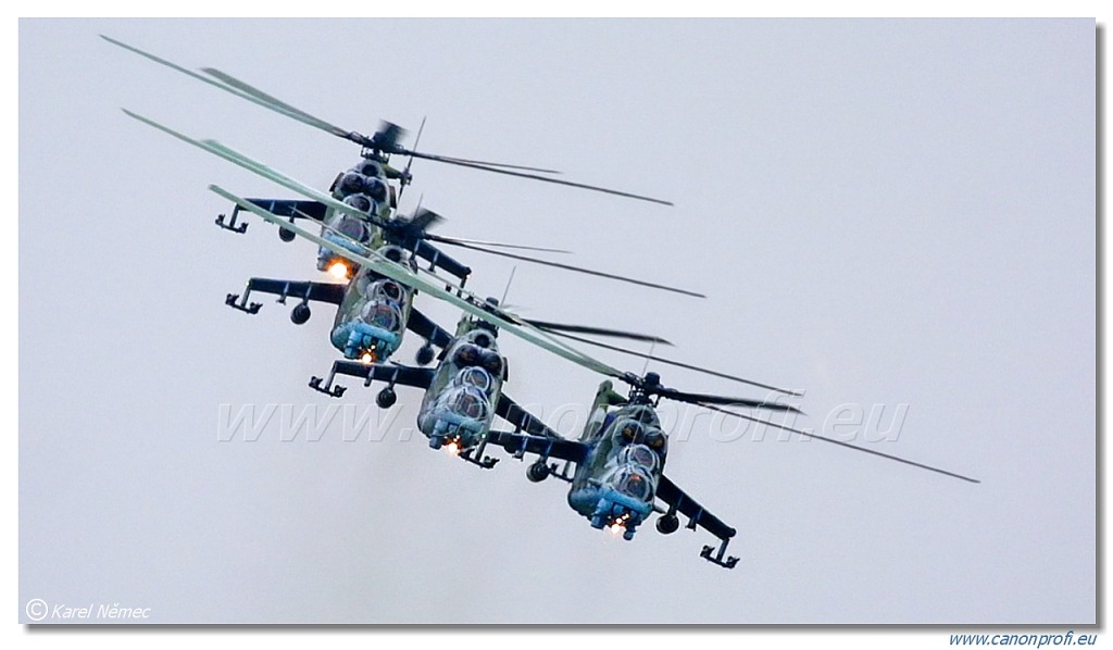 Zespół  Hokeje - 4x Mil Mi-24D
