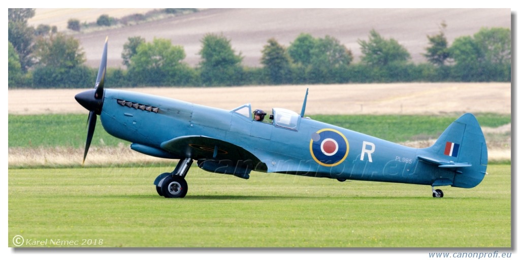 Duxford - 20x Supermarine Spitfire