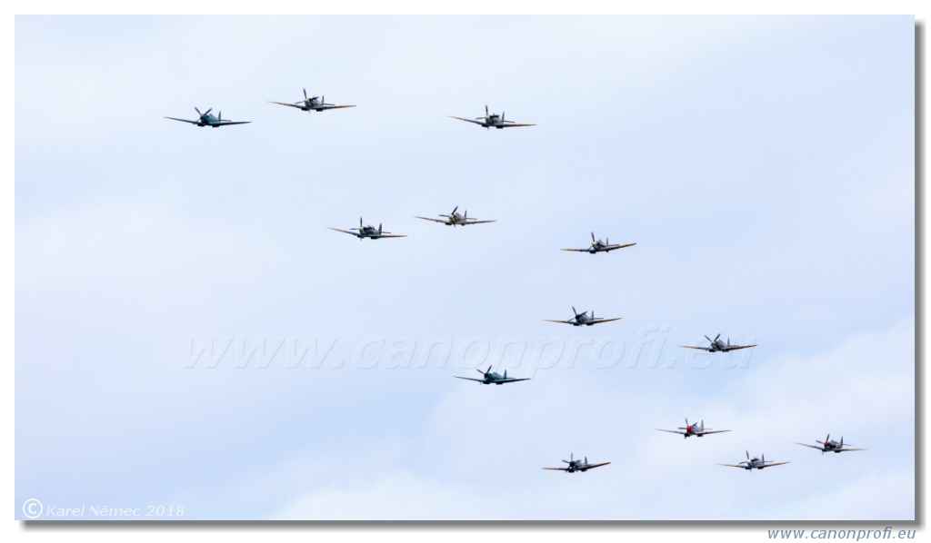 Duxford - 20x Supermarine Spitfire