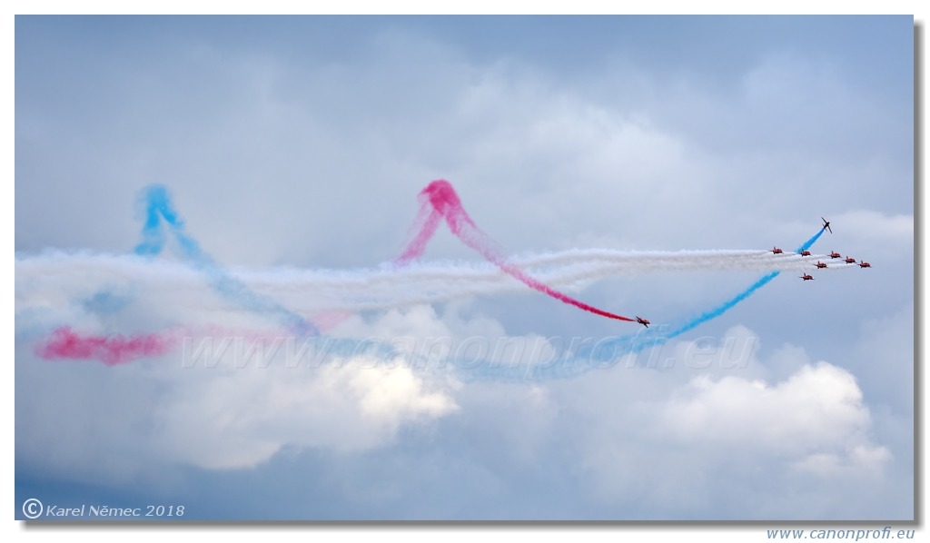 Duxford - Red Arrows