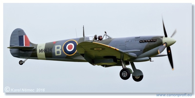 Duxford - Flying Legends