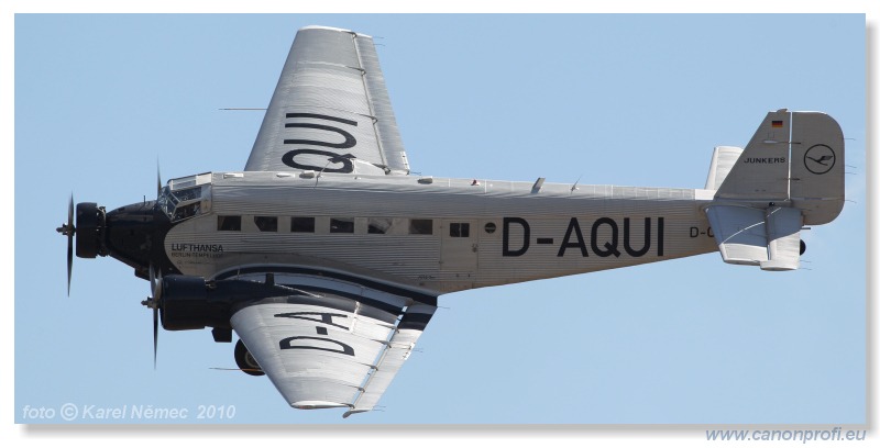 Duxford - Flying Legends 2010