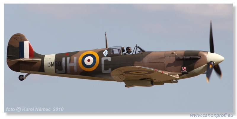 Duxford - Flying Legends 2010