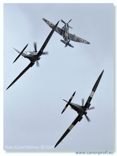 Duxford - Flying Legends 2009