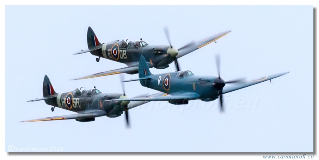 Duxford - 20x Supermarine Spitfire