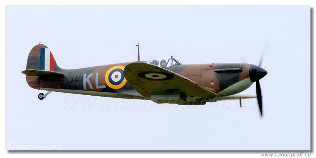 Duxford - 20x Supermarine Spitfire