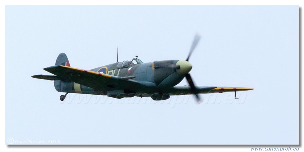 Duxford - 20x Supermarine Spitfire