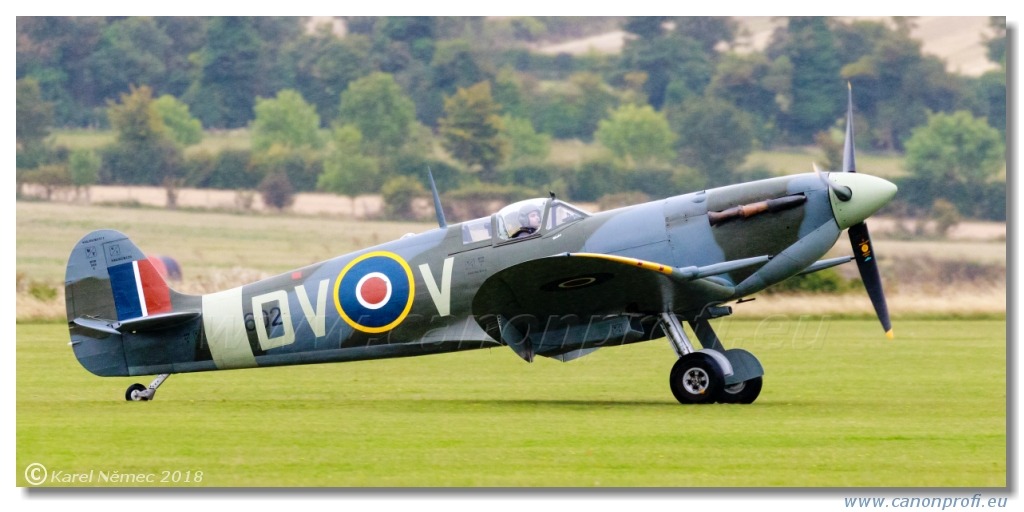 Duxford - 20x Supermarine Spitfire