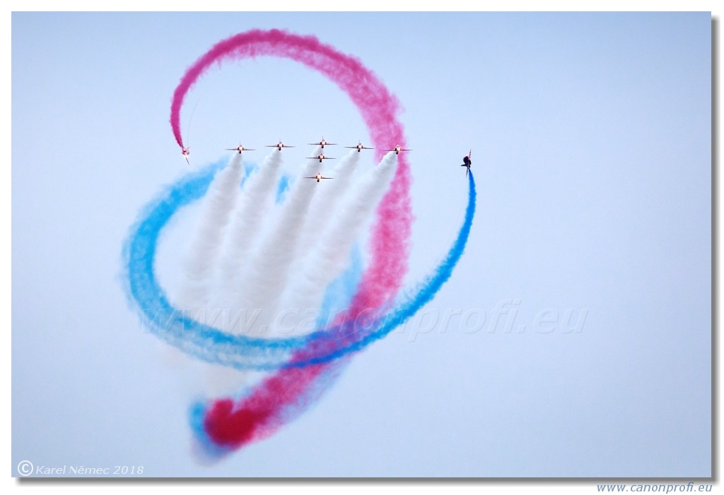 Duxford - Red Arrows