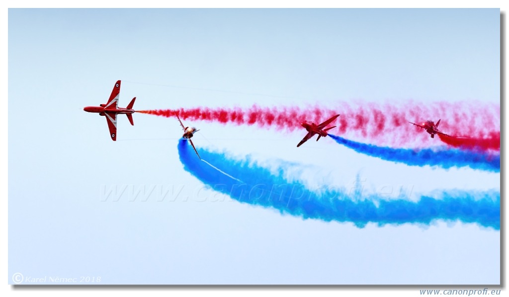 Duxford - Red Arrows