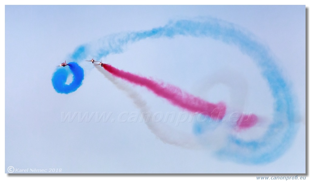 Duxford - Red Arrows