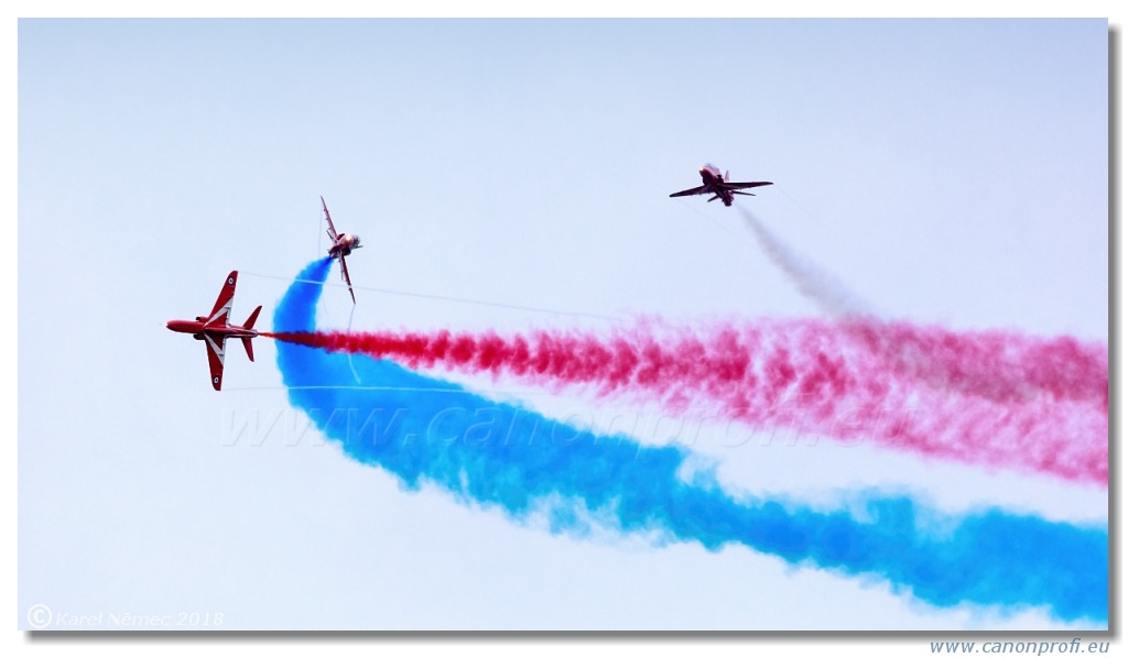 Duxford - Red Arrows