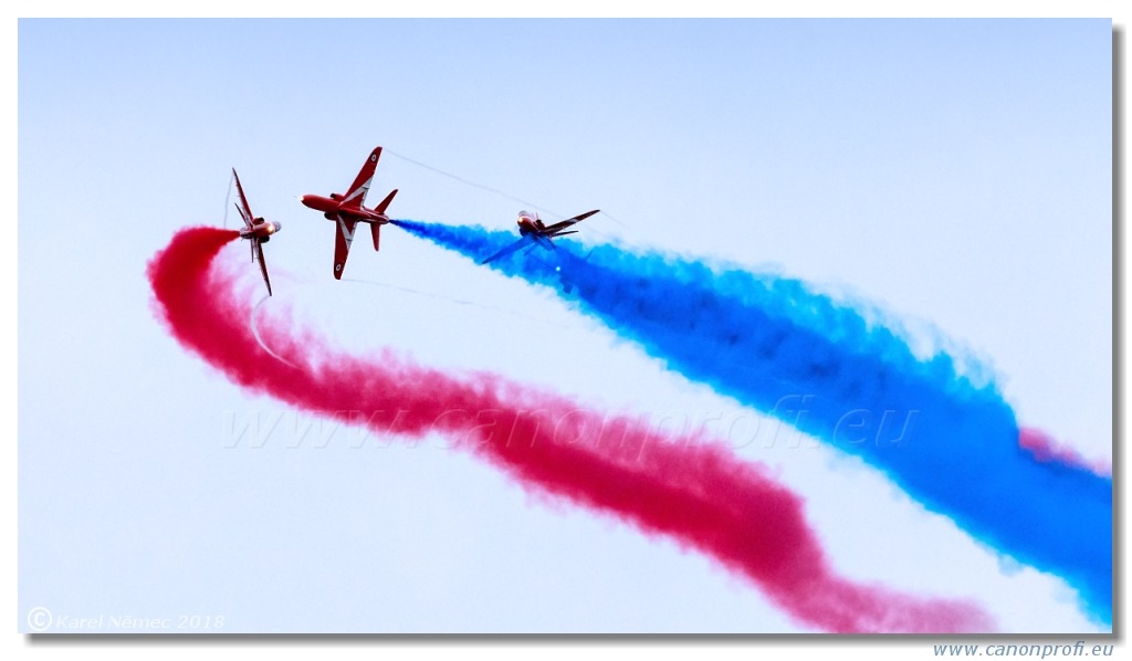 Duxford - Red Arrows