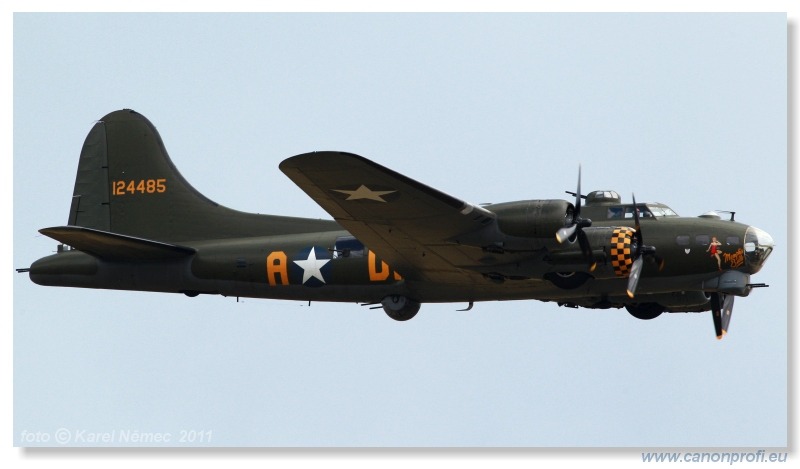 Flying Legends Duxford 2011