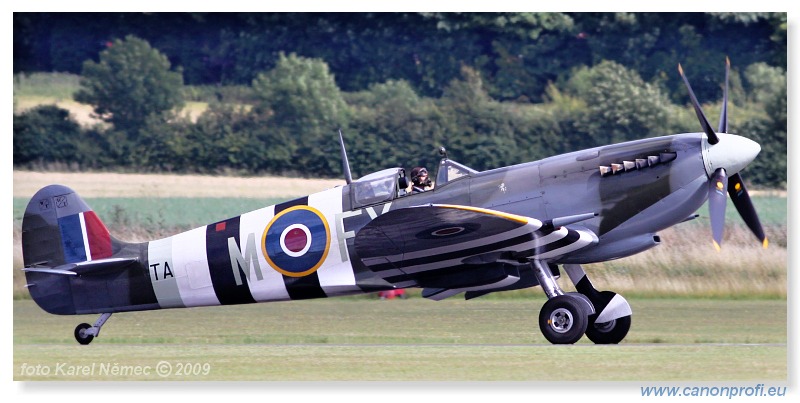 Duxford - Flying Legends 2009