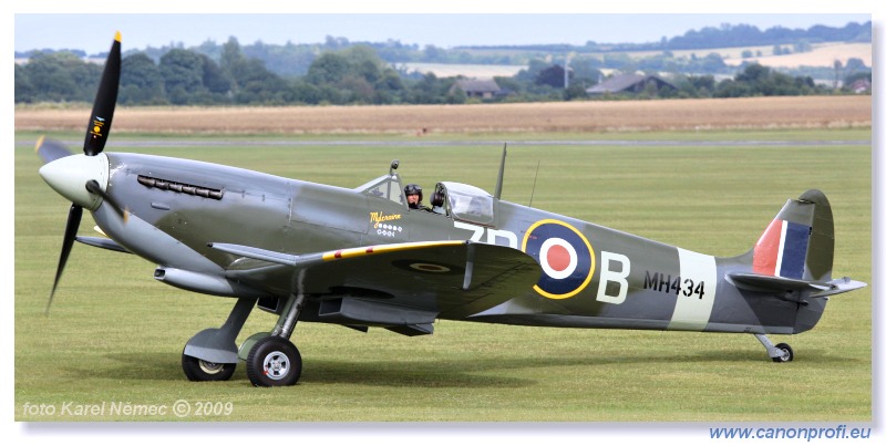 Duxford - Flying Legends 2009