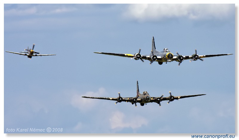 Duxford - Flying Legends 2008